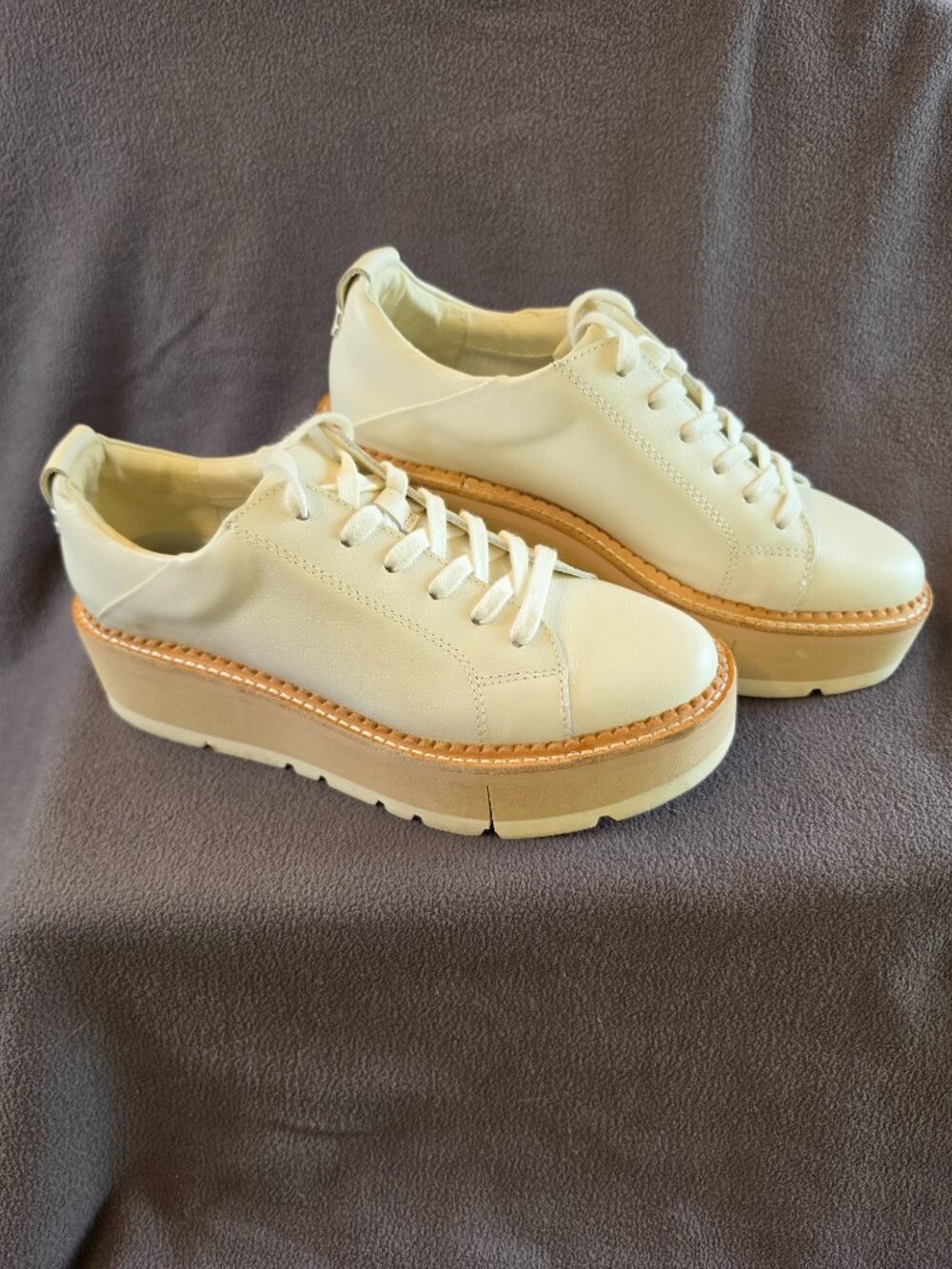 Dolce Vita Womens Size 7 Ivory Leather Platform Sneakers Chunky Lace Up Shoes